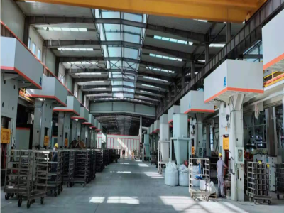 1000T電動螺旋壓磚機多少錢？我來告訴你